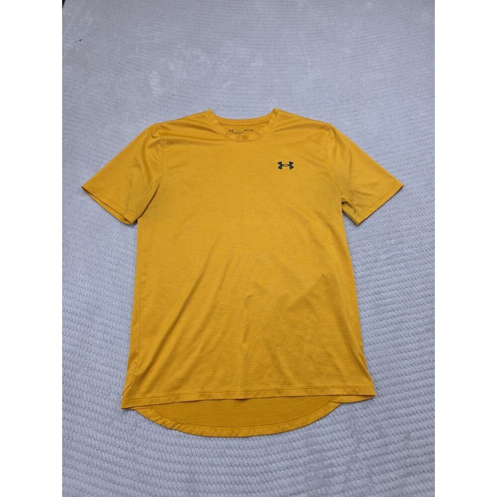 Under Armour Shirt Mens Small Yellow Performance Short Sleeve Loose Fit
